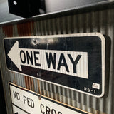 品番0043　ロードサイン　ONE WAY　左方向矢印　トラフィックサイン　看板　標識　ヴィンテージ　埼玉店
