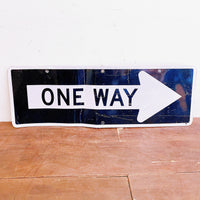 品番1970　ロードサイン　ONE WAY　右方向矢印　全長136.5cm　トラフィックサイン　看板　標識　ヴィンテージ　金沢店