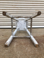 品番8195　ウッドスツール　スクエアスツール　ホワイト　サイドチェア　木製　角椅子　ディスプレイ　アンティーク　ヴィンテージ　金沢店