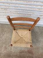 品番8386　ウッドチェア　ラダーバックチェア　ラッシュシート　ダイニングチェア　サイドチェア　木製　椅子　アンティーク　ヴィンテージ　金沢店