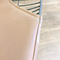 品番3950　イームズ　ワイヤーチェア　ビキニパッド　DKR　エッフェルベース　ビキニチェア　リビングチェア　椅子　アンティーク　ヴィンテージ　埼玉店
