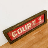 品番4681-1　ウッドサイン　COURT 3　サインボード　木製　看板　ディスプレイ　インテリア　ヴィンテージ