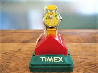 品番0750　TIMEX　タイメックス　スヌーピー　ピーナッツ　腕時計　黄　ヴィンテージ　千葉店