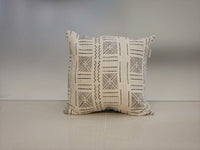 品番0238　Cushion [Large / African White mud cloth]　金沢店