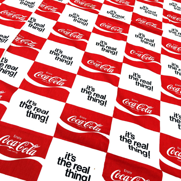 品番0709　coca cola  コカコーラ　シーツ 『its the real thing』 ビッグサイズ　ヴィンテージ　金沢店