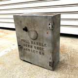 品番0518　非常ベル　1950年　火災報知器　FIRE CALL ALARM BOX　ディスプレイ　ヴィンテージ　埼玉店
