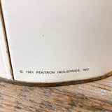 品番0143　キャニスター　PENTRON INDUSTRIES　ペントロンインダストリーズ　保存容器　4点セット　ホワイト　フラワー　ヴィンテージ　金沢店