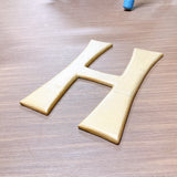 品番0241-2　ウッドレター　アルファベット　レターサイン　『H』　木製　ゴールド　文字　ウォールサイン　ヴィンテージ　金沢店