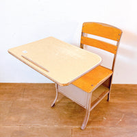 品番3588-2　スクールデスク＆チェア　Manufacturing Company　ミッドセンチュリー　椅子　机　一体型　アンティーク　金沢店