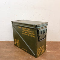 品番0086　米軍　弾薬箱　アンモボックス　Ammo Box　大　ヴィンテージ　千葉店