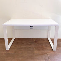 品番2413　ホワイトデスク　ウッドテーブル　イタリア製　ホワイト　木製　フラットデスク　アンティーク